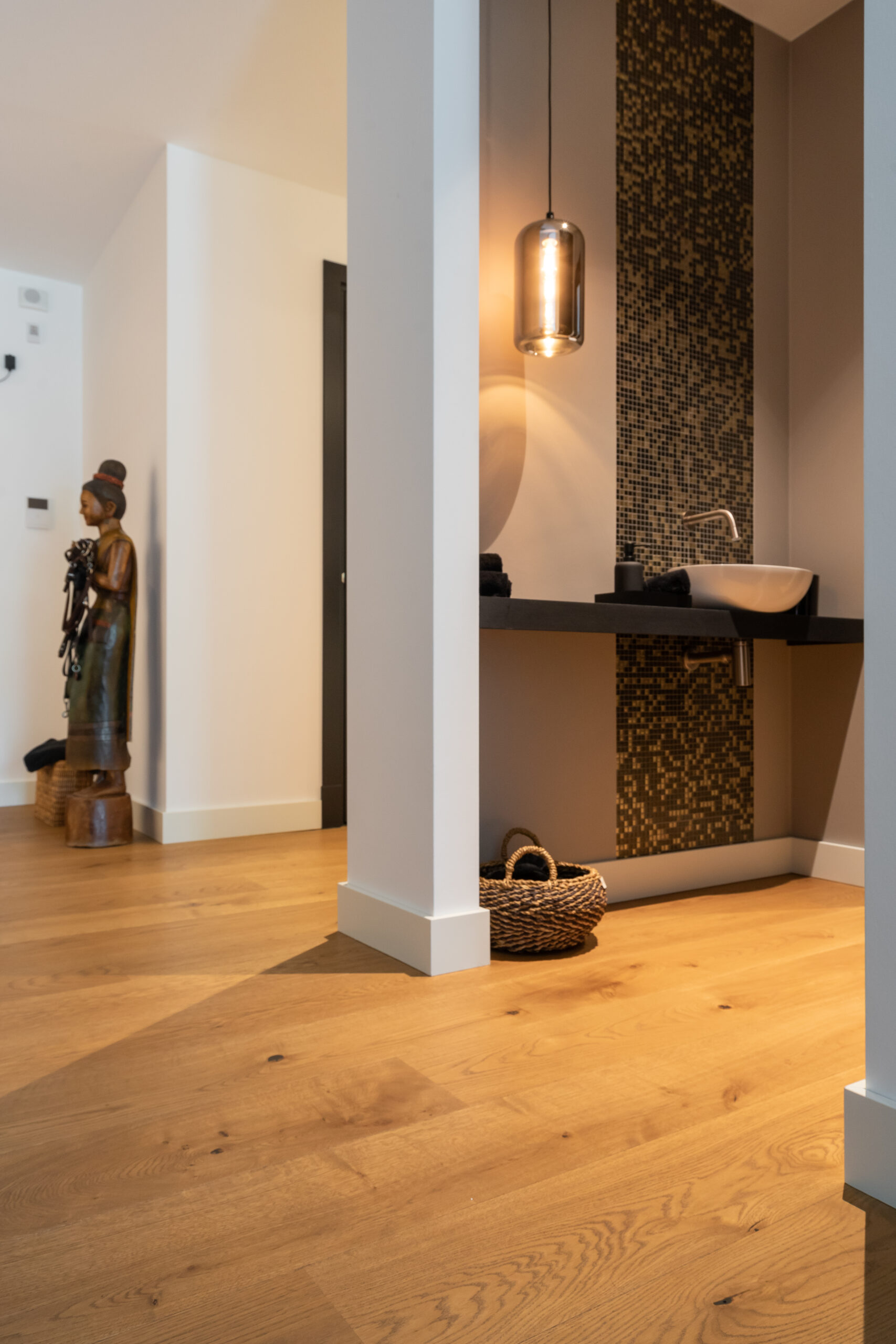 Sàn gỗ Sồi lắp thẳng NOËL Parquet tại căn hộ cao cấp